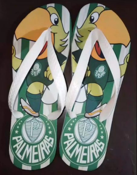 Chinelos personalizados